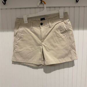 GAP khaki shorts